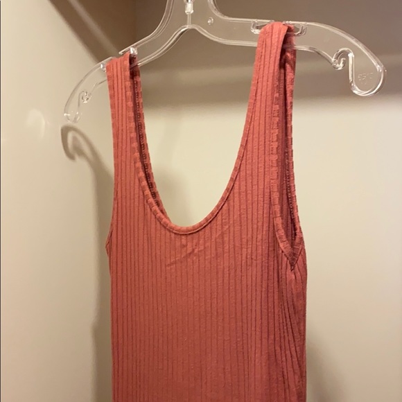 Figure-hugging Maxi Dress - Picture 3 of 6